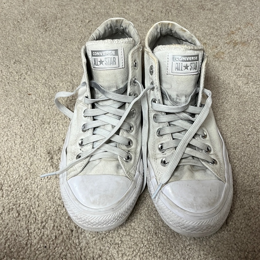 Used converse sneakers, still have life left